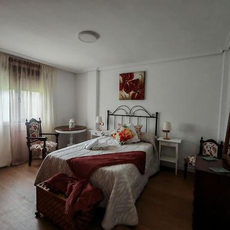 Hotel El Coterin Apartamentos Y Habitaciones Arenas De Cabrales Zewnętrze zdjęcie