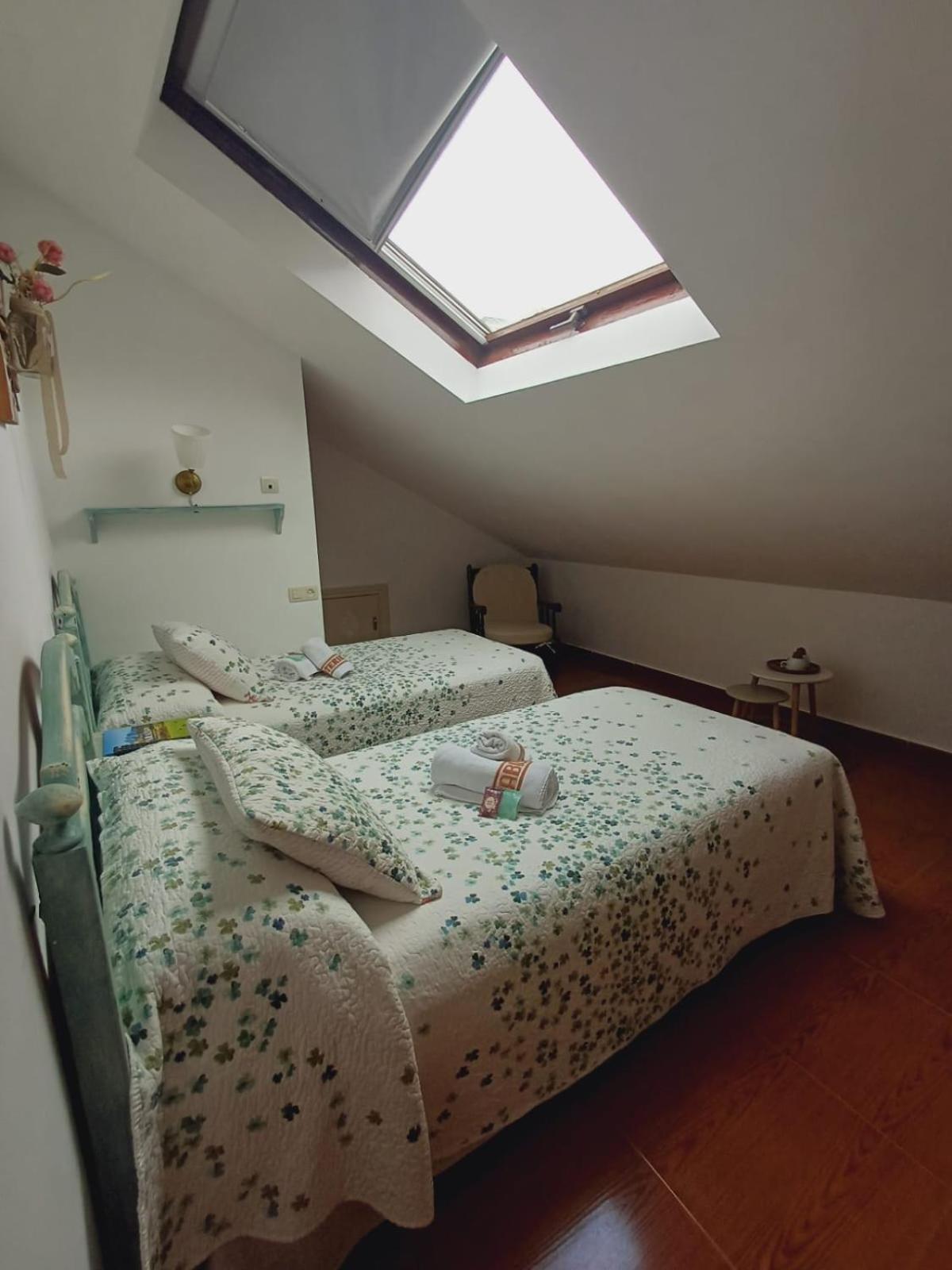 Hotel El Coterin Apartamentos Y Habitaciones Arenas De Cabrales Zewnętrze zdjęcie